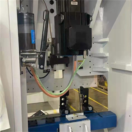 CNC-automatische hydraulische Abkantpresse aus Aluminiumstahl, elektrische Blechbiegemaschine mit Roboter