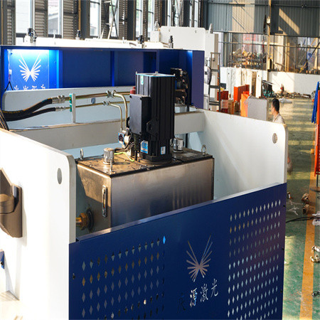 Automatische Biegemaschine WF67k Hydraulische CNC-Biegepresse aus Metall