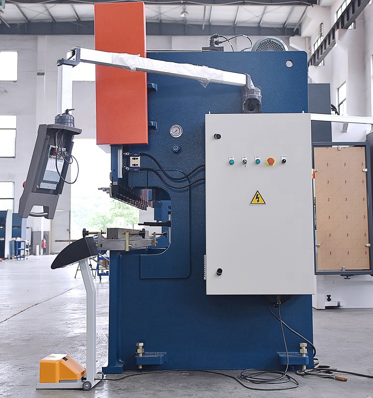 100 t CNC-Metallbiegemaschinen, 3200 mm CNC-Blech-Abkantpresse mit E21