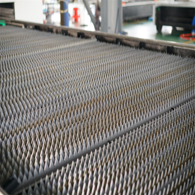 Faserlaser-Schneidemaschine 1000 2000 3000 W für Stahl, Kupfer, Aluminium