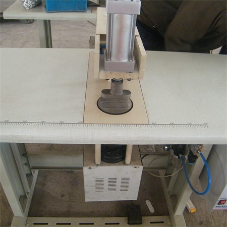 Produkthersteller Metall CNC automatische Rohrlochstanzmaschine hydraulisch