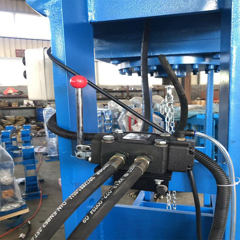 Kleine manuelle hydraulische 30-Tonnen-Pressmaschine