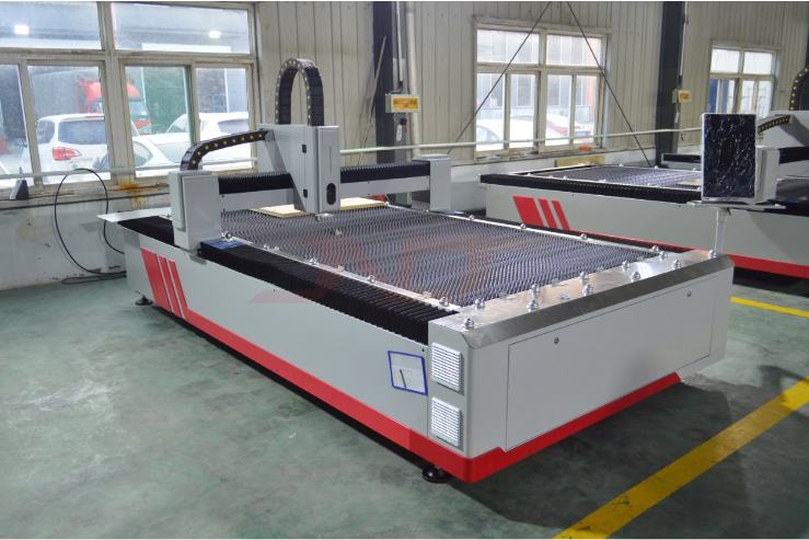 Cnc 2000w Faserlaser-Schneidemaschine für industrielles Blechschneiden